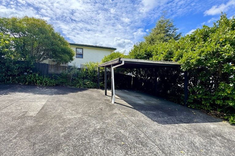 Photo of property in 21 Oreil Avenue, West Harbour, Auckland, 0618