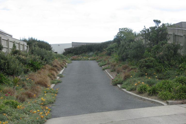 Photo of property in 7 Ngati Huia Place, Waitarere Beach, Levin, 5510