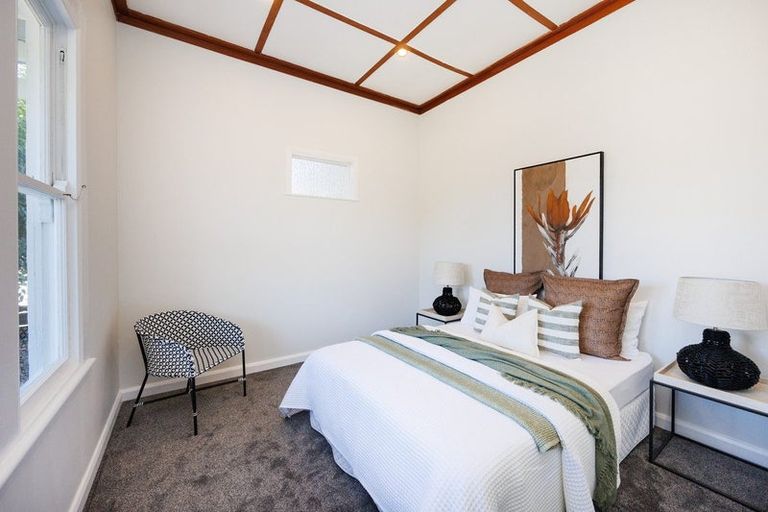 Photo of property in 45 Limbrick Street, Terrace End, Palmerston North, 4410