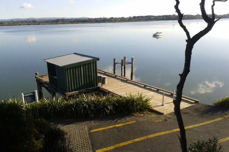 Photo of property in 163 Attwood Road, Paremoremo, Auckland, 0632