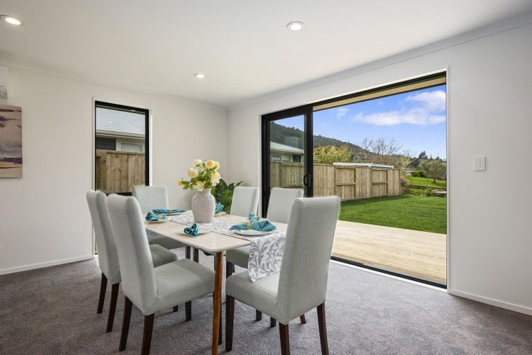 Photo of property in 15 Lloyd Crescent, Pukehangi, Rotorua, 3015