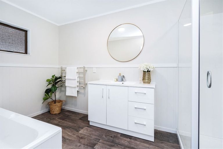 Photo of property in 13 Barclay Place, Te Kamo, Whangarei, 0112