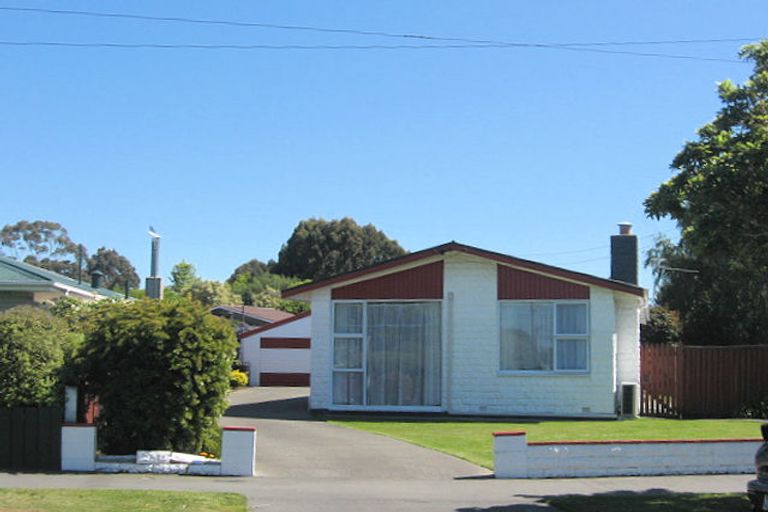 Photo of property in 19 Eastling Street, Bishopdale, Christchurch, 8053