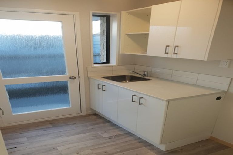 Photo of property in 11 Factory Road, Belfast, Christchurch, 8051