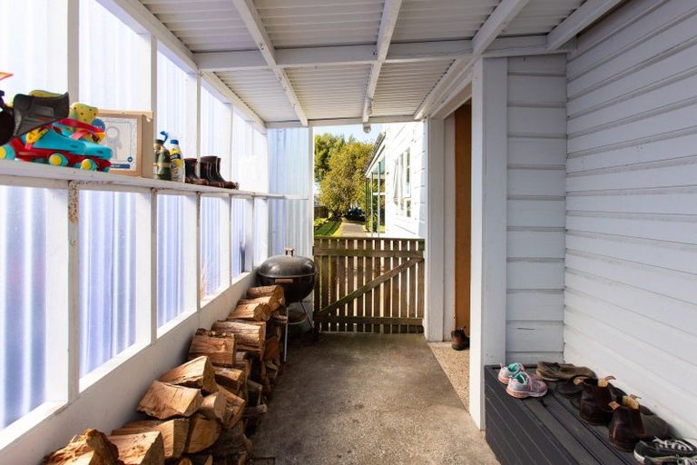 Photo of property in 33 Tennyson Street, Dannevirke, 4930