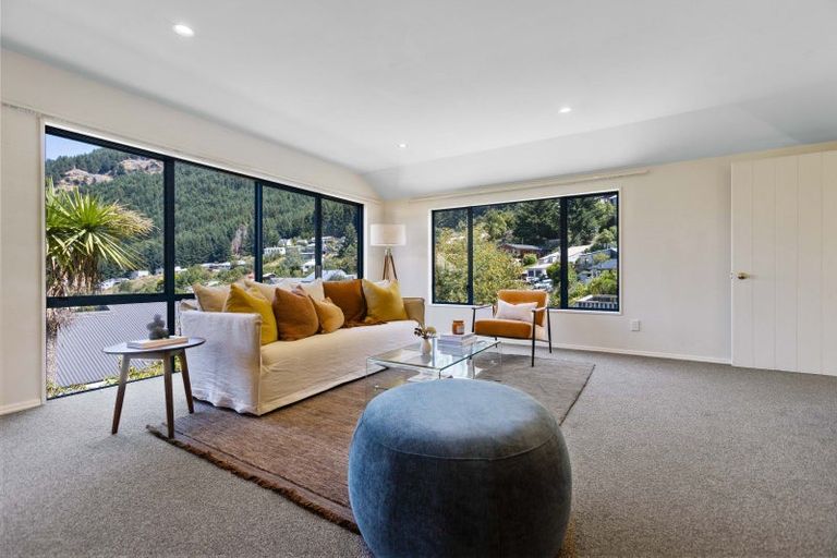 Photo of property in 20b Watts Road, Fernhill, Queenstown, 9300