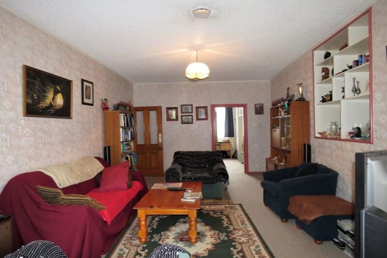 Photo of property in 46 Romilly Street, Westport, 7825