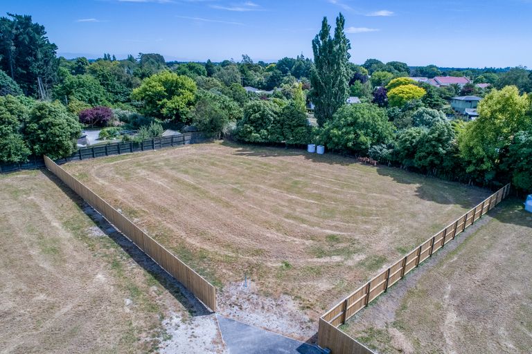 Photo of property in 14 Saint John Street, Southbridge, 7602