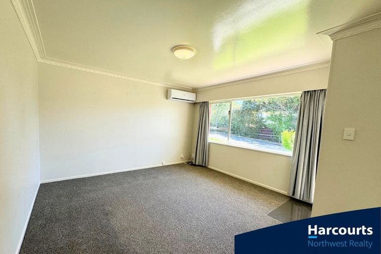 Photo of property in 1/48 View Road, Henderson, Auckland, 0612