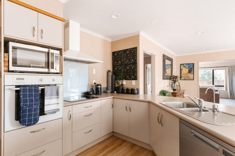 Photo of property in 20 Matemuri Drive, Papamoa Beach, Papamoa, 3118