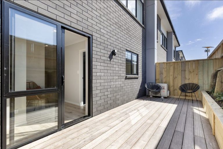 Photo of property in 2 Equine Way, Brookfield, 3110