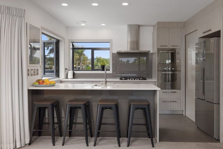 Photo of property in 16 Santa Barbara Drive, Papamoa Beach, Papamoa, 3118