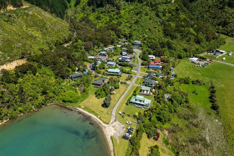 Photo of property in 17 Tumbledown Bay Road, Port Underwood, Picton, 7281