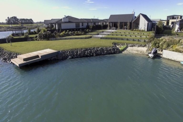 Photo of property in 15 Waterton Point, Huntingdon, Ashburton, 7774