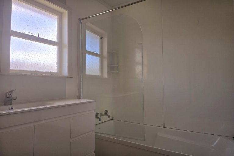 Photo of property in 190 Old Wairoa Road, Papakura, 2110