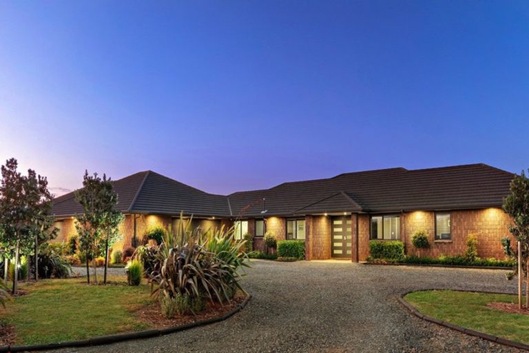 Photo of property in 84 Sanctuary Drive, Glenbrook, Waiuku, 2681