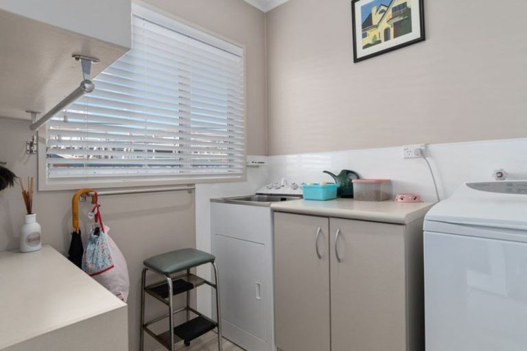 Photo of property in 12 Vivian Drive, Omokoroa, 3114