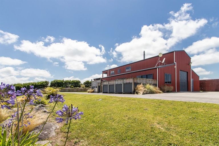 Photo of property in 98 Lincoln Road, Inglewood, 4389