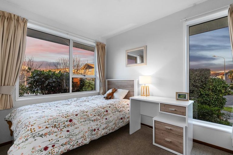 Photo of property in 1/9 Larkhill Place, Russley, Christchurch, 8042