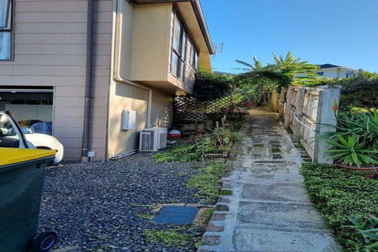 Photo of property in 82 Malaspina Place, Papatoetoe, Auckland, 2025