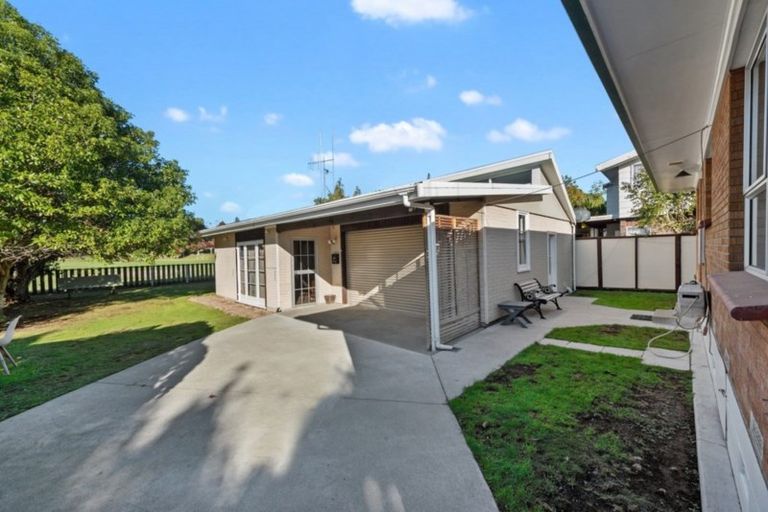 Photo of property in 11 Fiona Place, Dinsdale, Hamilton, 3204