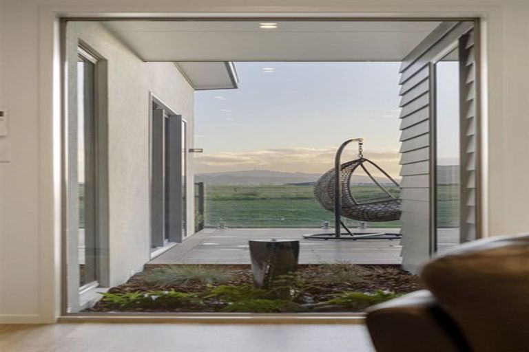 Photo of property in 3 Senecio Way, Papamoa Beach, Papamoa, 3118