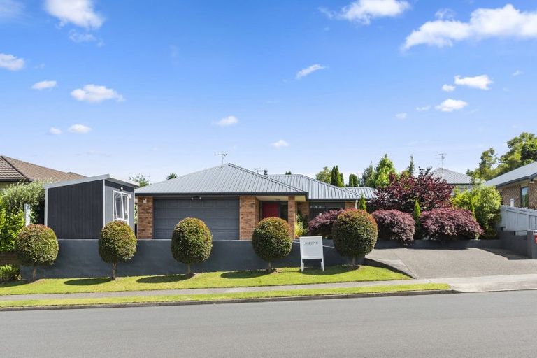 Photo of property in 16 Rosella Drive, Welcome Bay, Tauranga, 3112