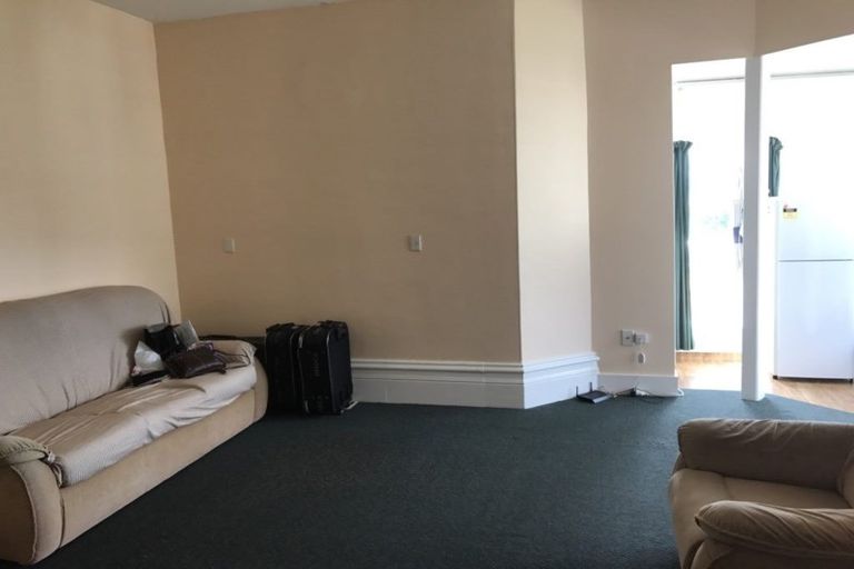 Photo of property in 19 Burnell Avenue, Thorndon, Wellington, 6011