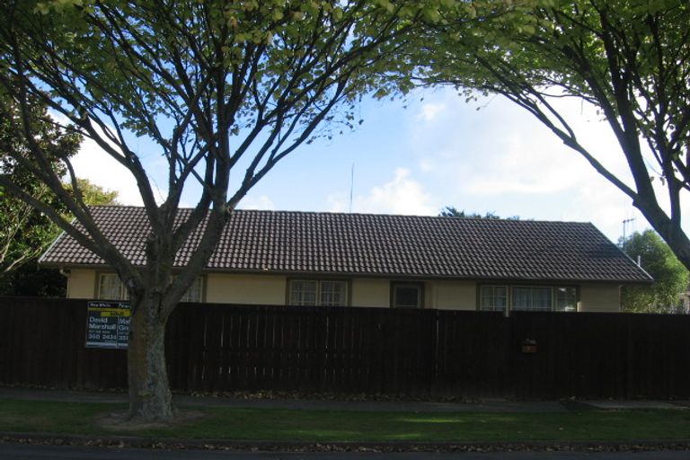 Photo of property in 6 Otaki Place, Westbrook, Palmerston North, 4412