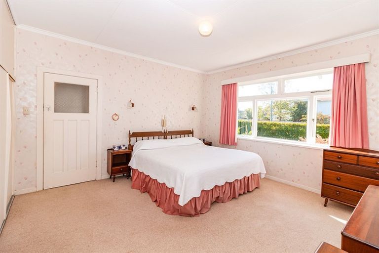 Photo of property in 12 Saint Leonards Street, Culverden, 7392