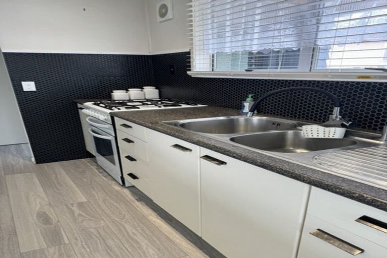 Photo of property in 1 Starling Place, Ranui, Auckland, 0612