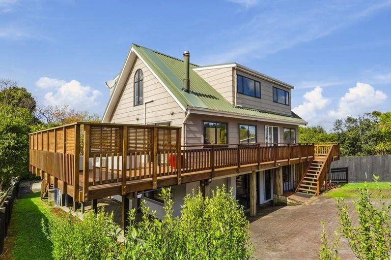 Photo of property in 42 Weza Lane, Kumeu, 0810