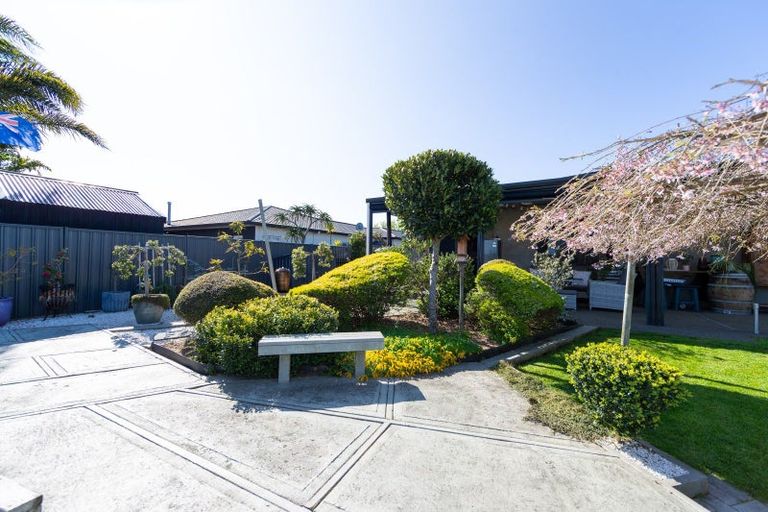 Photo of property in Heynes Place, 24 Heynes Place, Clive, 4102