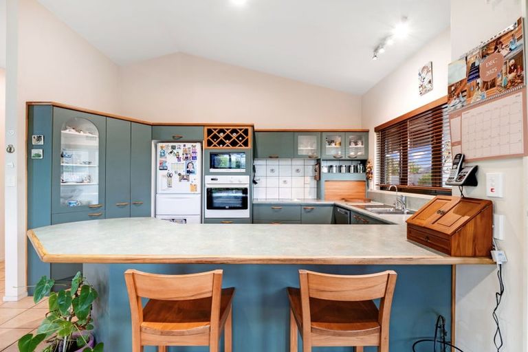 Photo of property in 44 Hodgkins Street, Pukehangi, Rotorua, 3015