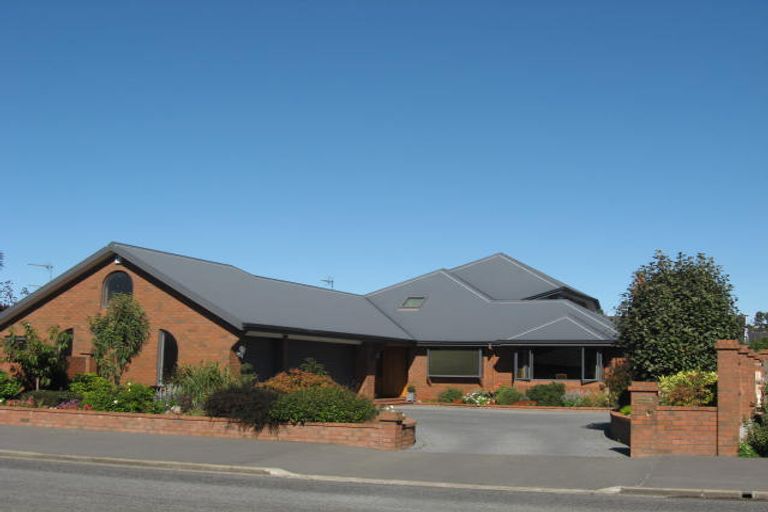 Photo of property in 28 Cameron Street, Ashburton, 7700