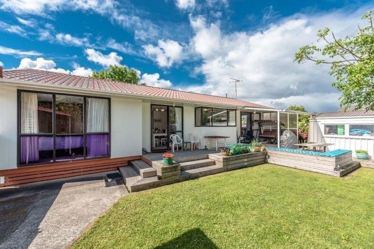Photo of property in 16 Sequoia Place, Pukete, Hamilton, 3200