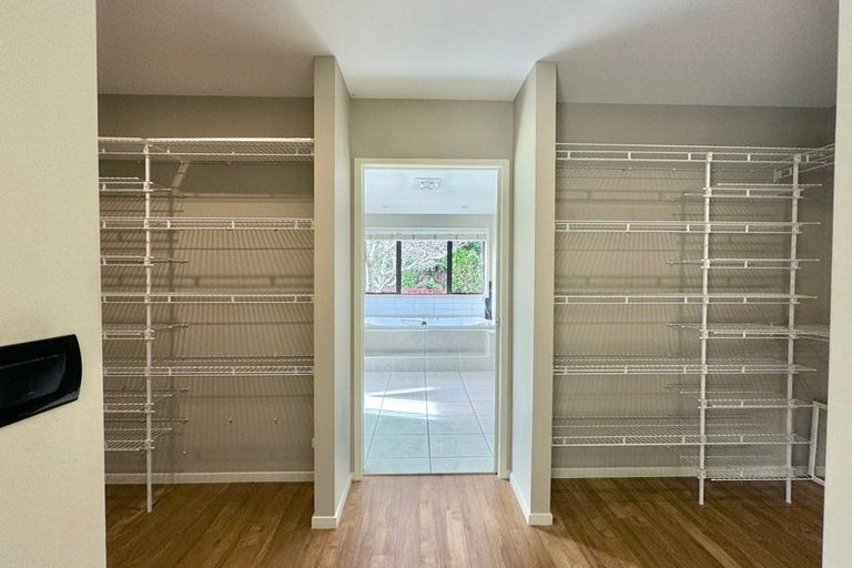 Photo of property in 45 Harry Dreadon Road, Opaheke, Papakura, 2584