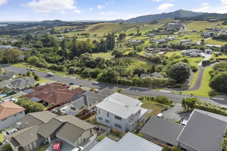 Photo of property in 72 Waikite Road, Welcome Bay, Tauranga, 3112