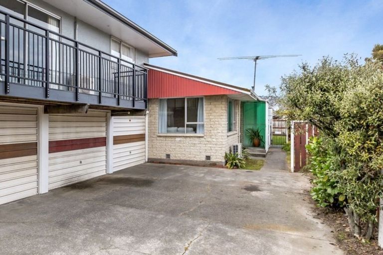 Photo of property in 2/54 Devon Street, Sydenham, Christchurch, 8023