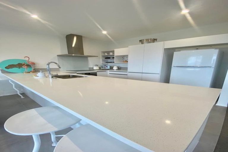 Photo of property in 2/42 Nugget Avenue, Hobsonville, Auckland, 0616