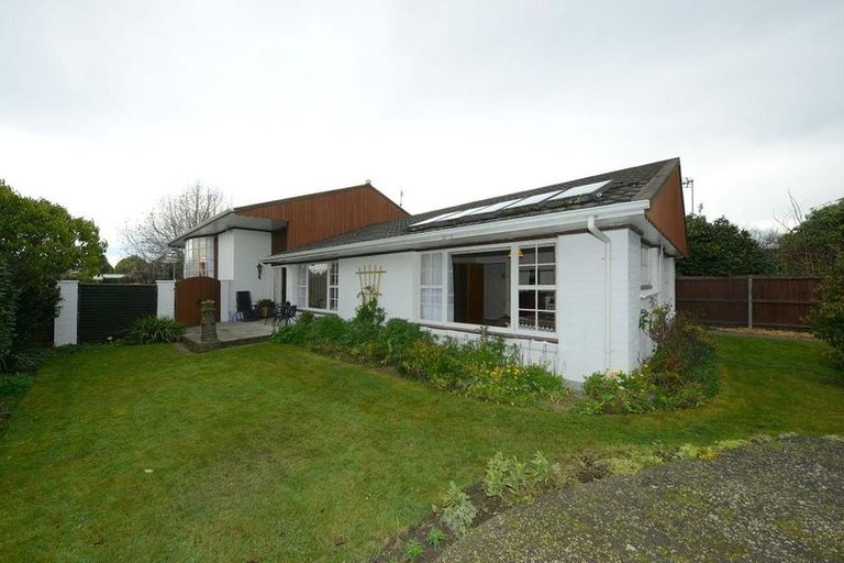 Photo of property in 38 Lynfield Avenue, Ilam, Christchurch, 8041