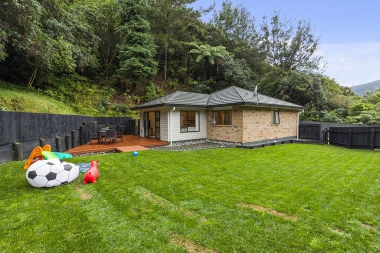 Photo of property in 88b Raukawa Street, Stokes Valley, Lower Hutt, 5019