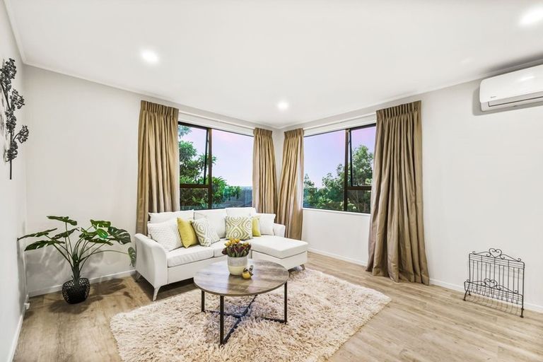 Photo of property in 43 Danube Lane, Glen Eden, Auckland, 0602