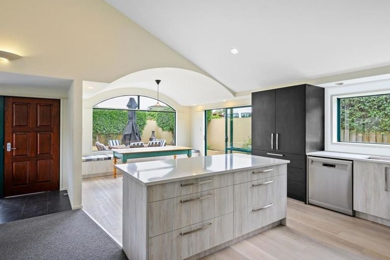 Photo of property in 7 Totara Terrace, Wanaka, 9305