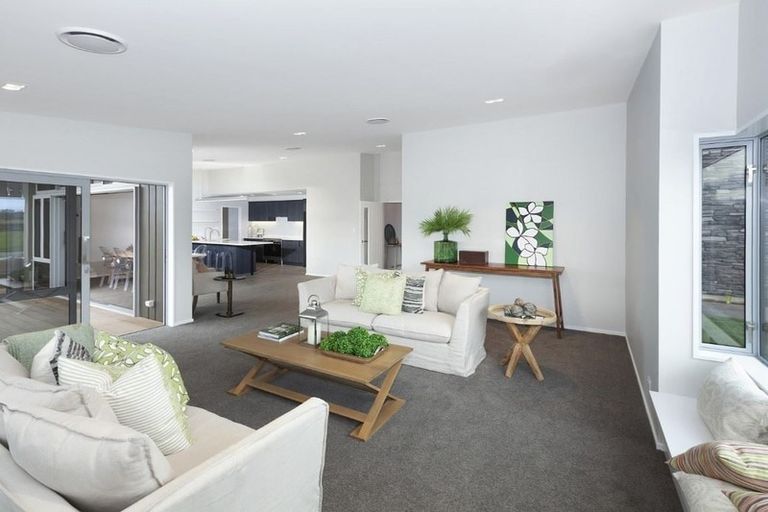 Photo of property in 5 Picadilly Avenue, Casebrook, Christchurch, 8051