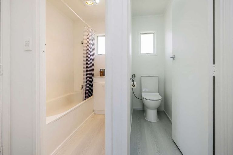 Photo of property in 1/9 Sharland Avenue, Manurewa, Auckland, 2102