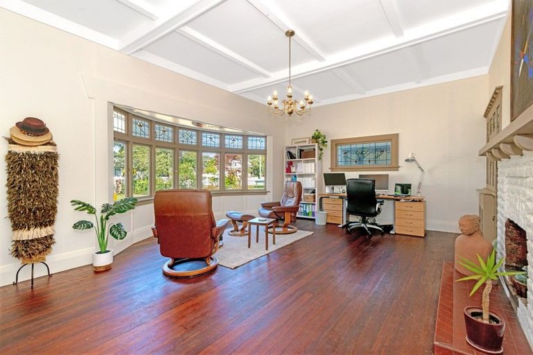 Photo of property in 96 Stout Street, Whataupoko, Gisborne, 4010