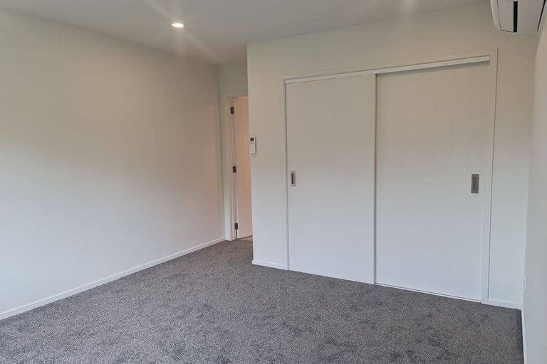 Photo of property in 42c Don Buck Road, Massey, Auckland, 0614