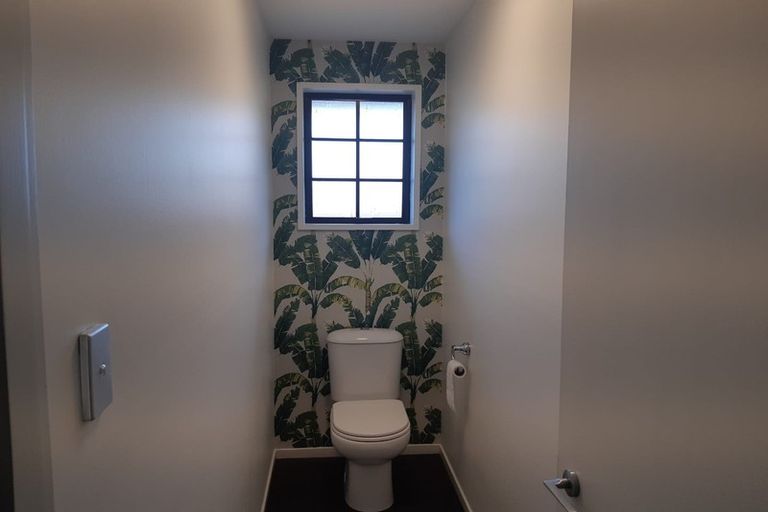 Photo of property in 49 Office Road, Merivale, Christchurch, 8014