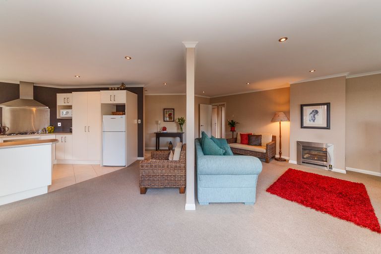 Photo of property in 19a Carlisle Street, Milson, Palmerston North, 4414